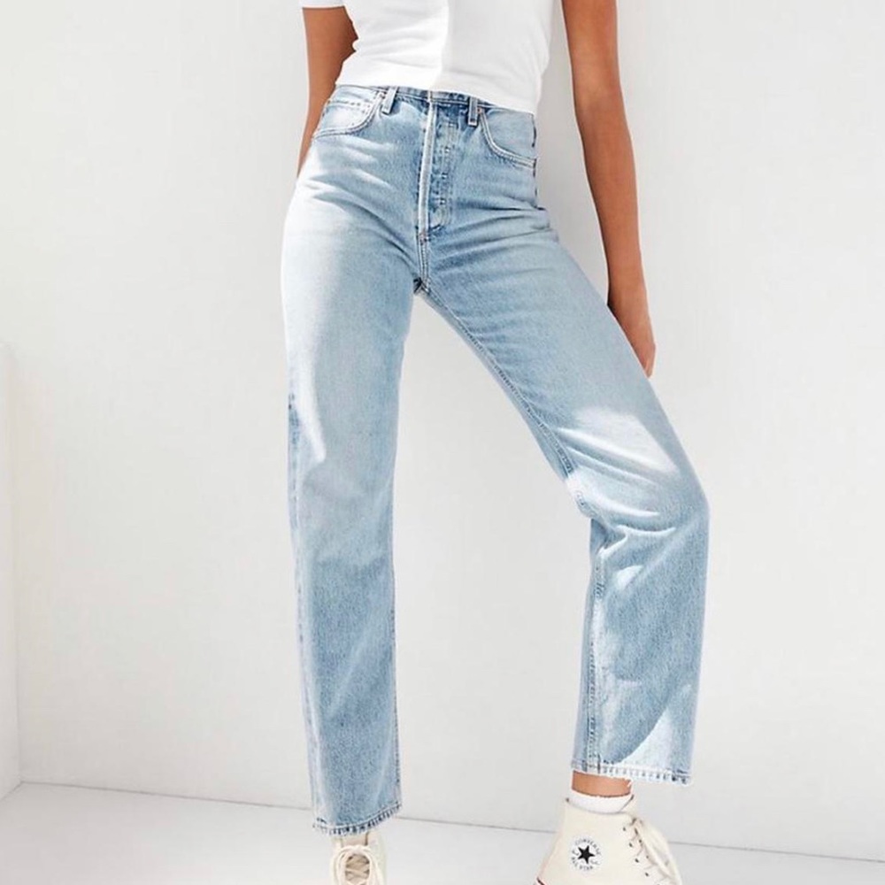 Agolde from Free People high rise light wash 90s jean. Size 26.